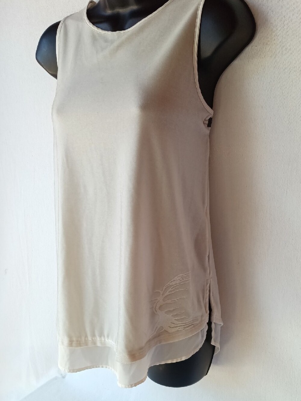 RW&CO. Cream Velour Sleeveless Layered Tank Top With Glitter Tree Graphics